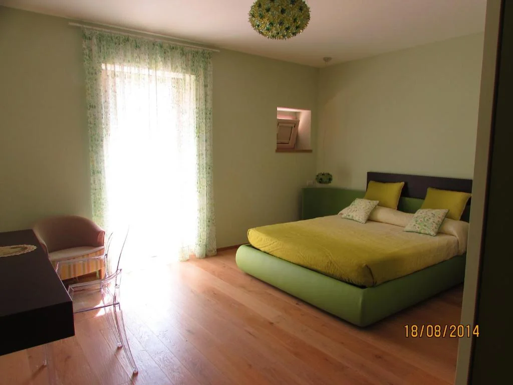 Amico Country House